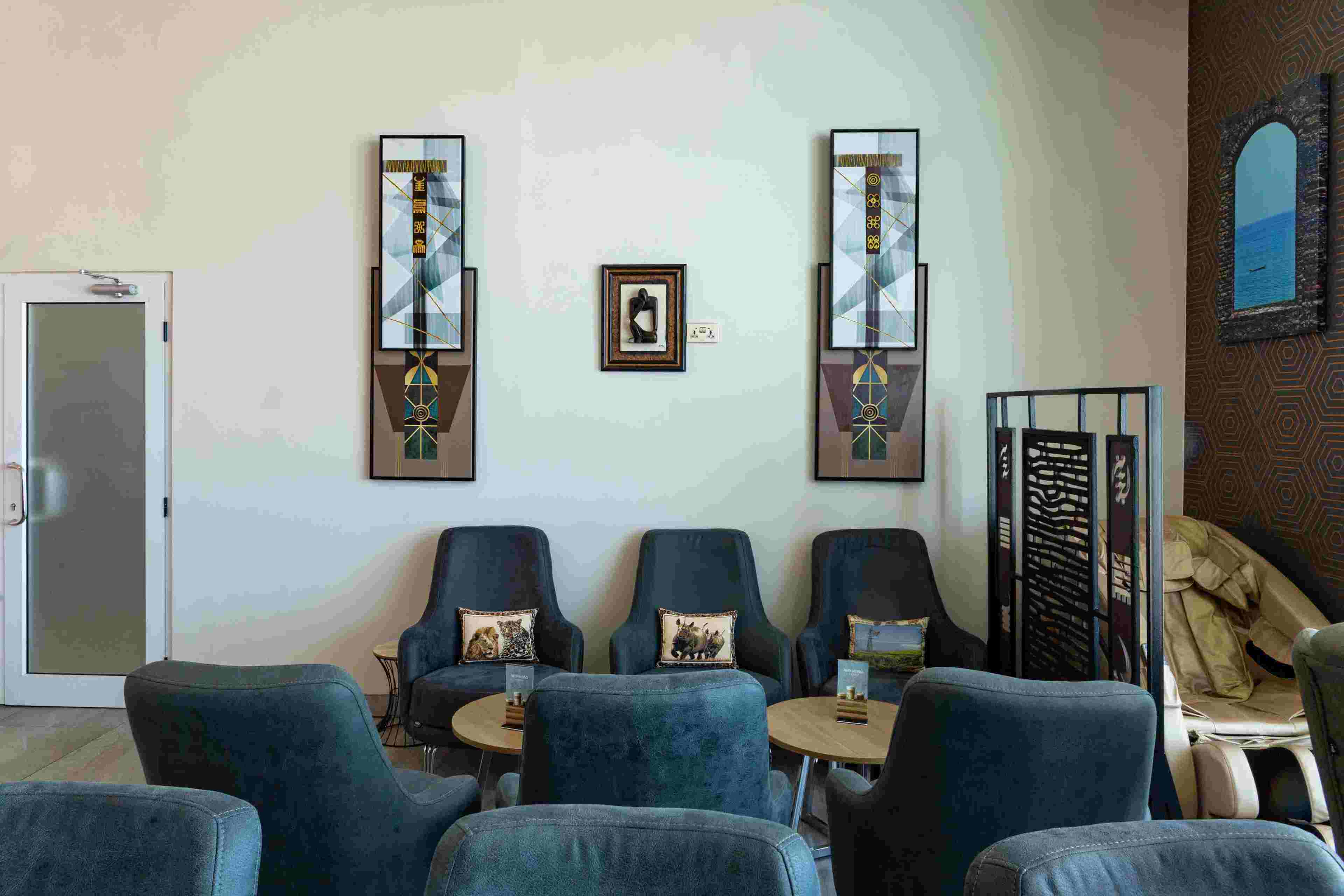 Adinkra Lounge