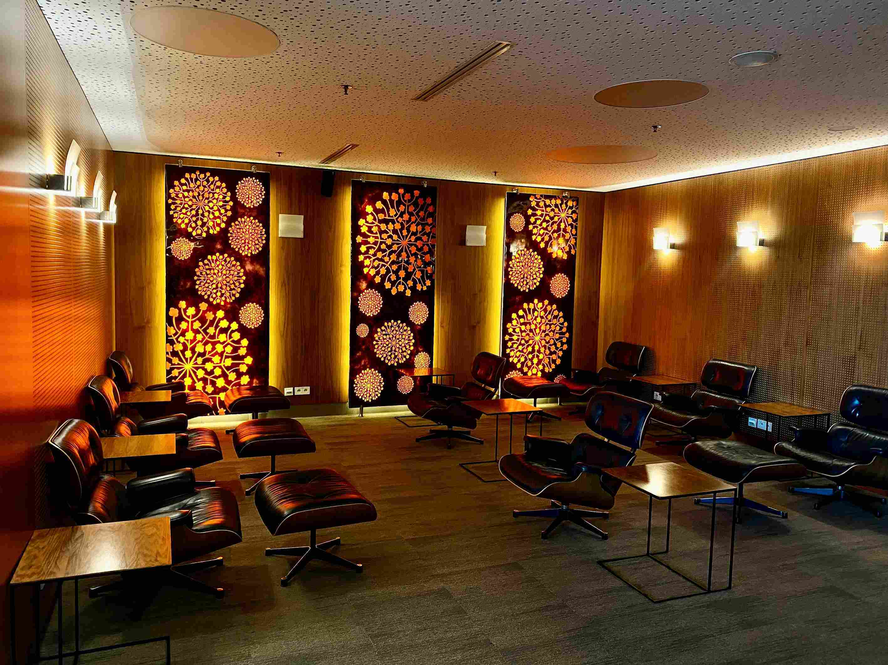 Executive Lounge
