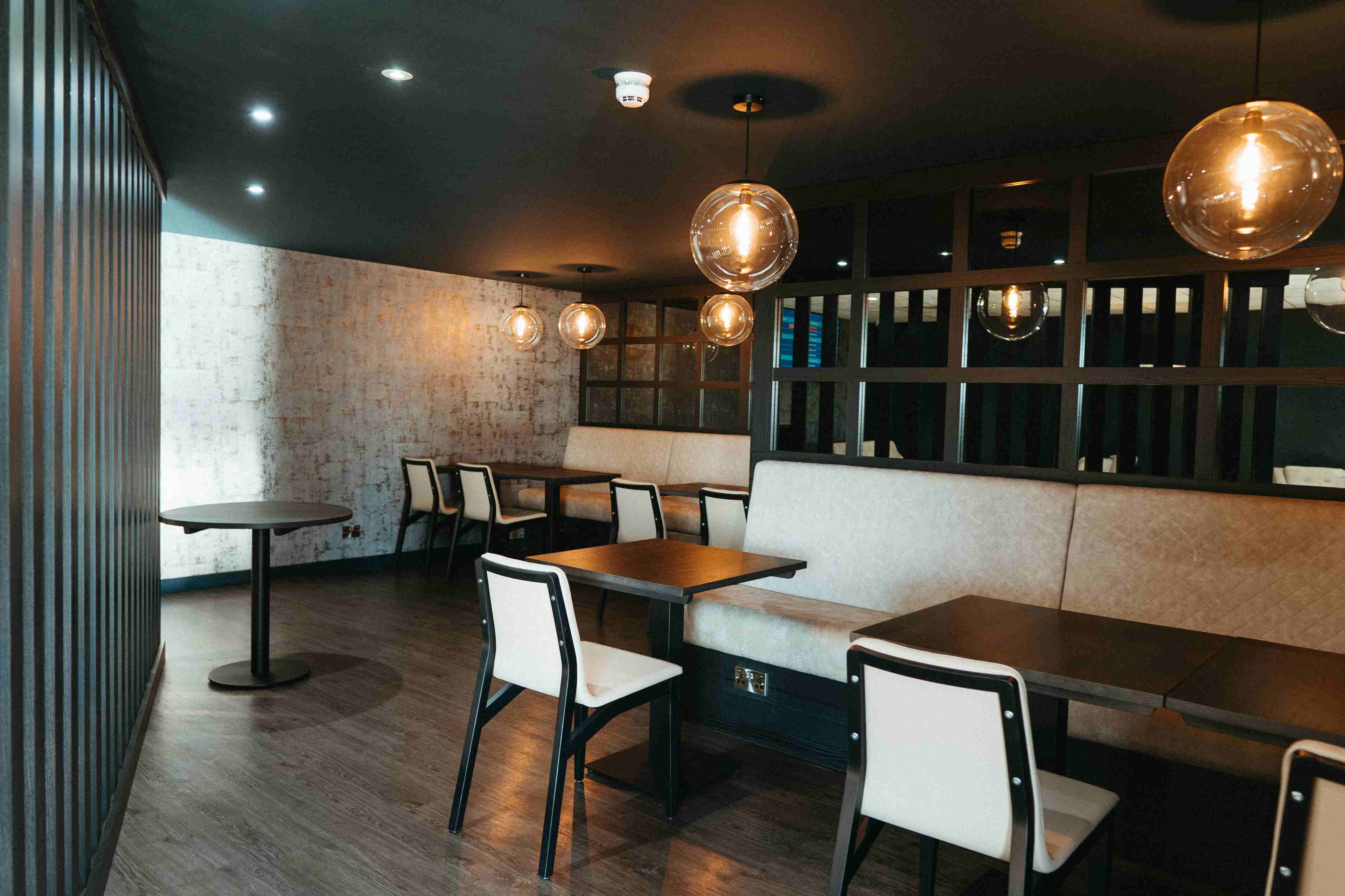 The Rockliffe Lounge - interior view 2