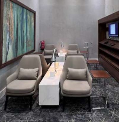 Hayyak Lounge International - interior view 3