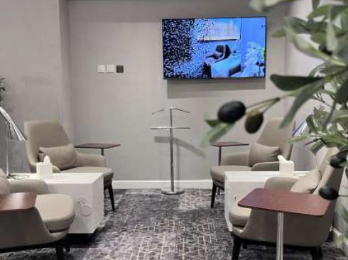 Hayyak Lounge - interior view 4