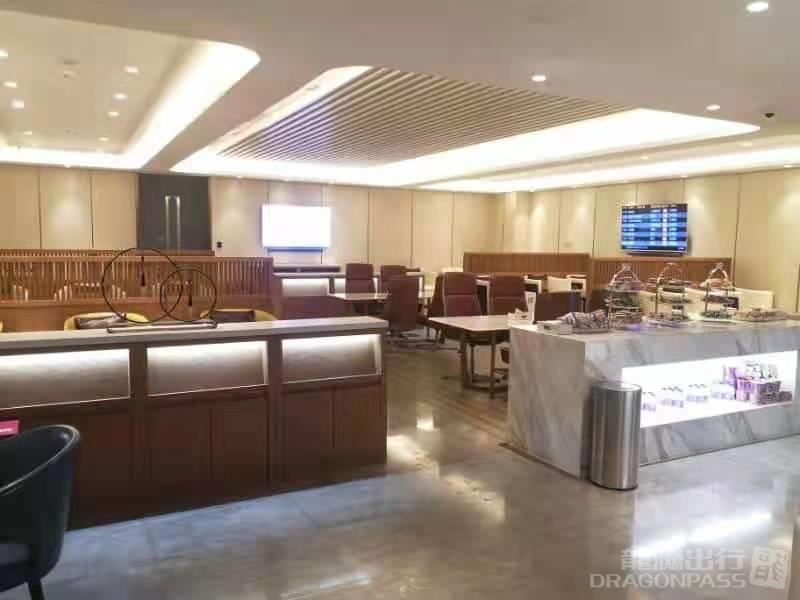 No.16 First Class Lounge - interior view 3