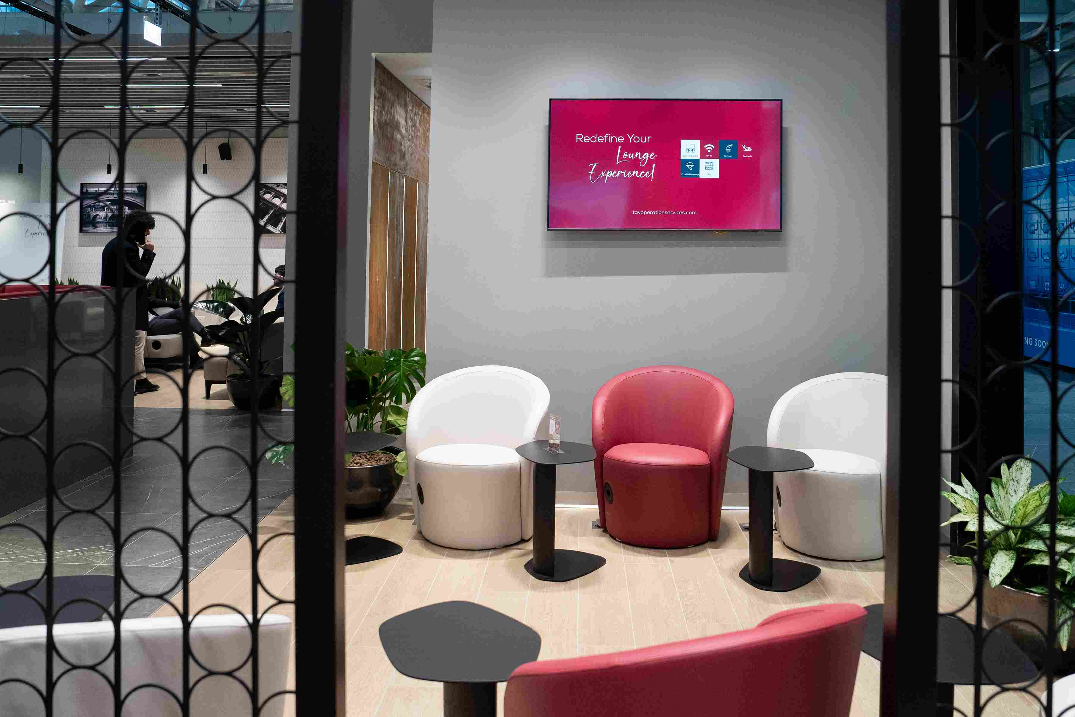 Primeclass Lounge - interior view 3