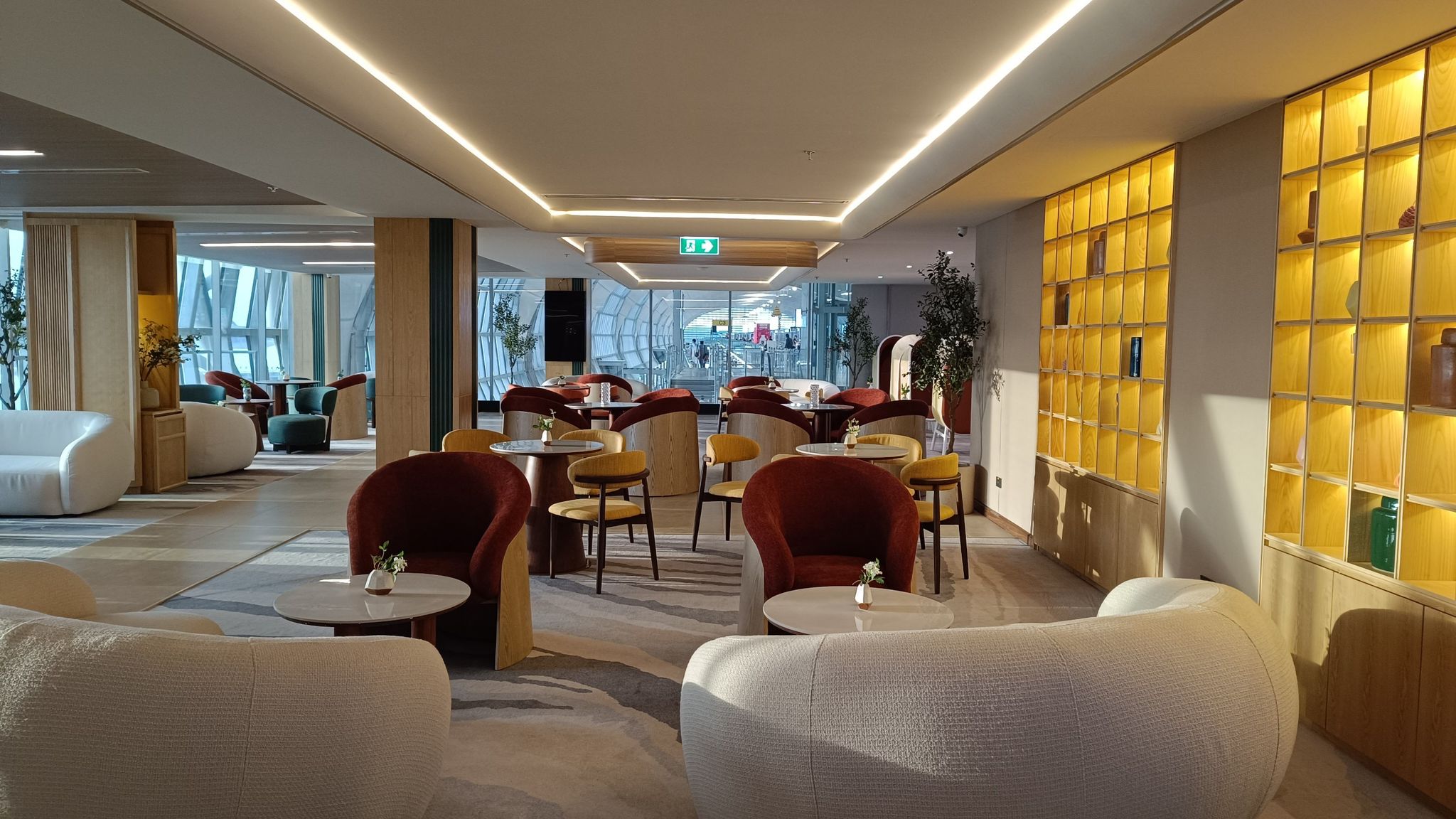 The Coral Finest Business Class Lounge (Cocoon)