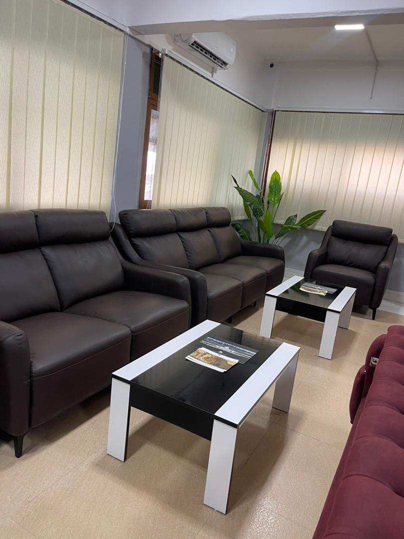 The Premium Lounge