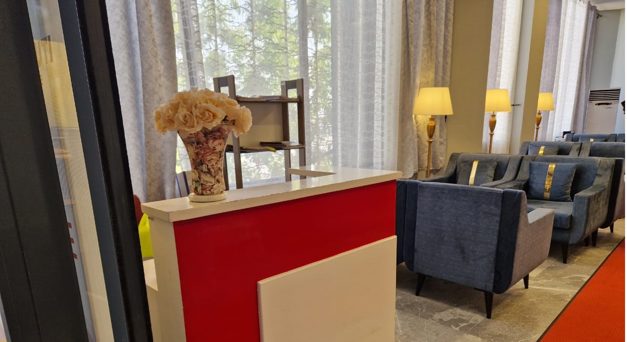 Beira Lounge - interior view 2