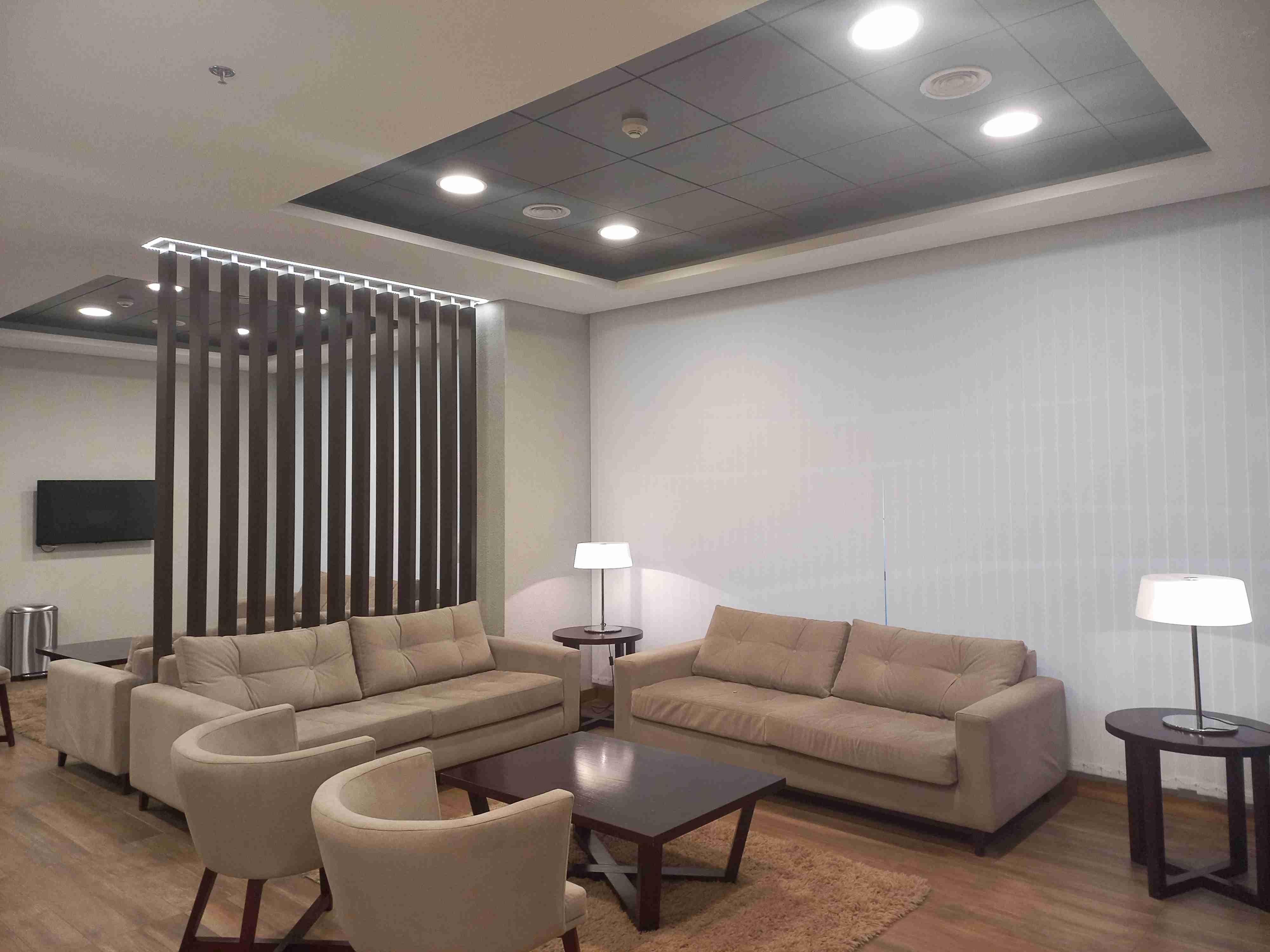 Comodoro by AMAE Lounge at General E. Mosconi Airport (CRD)