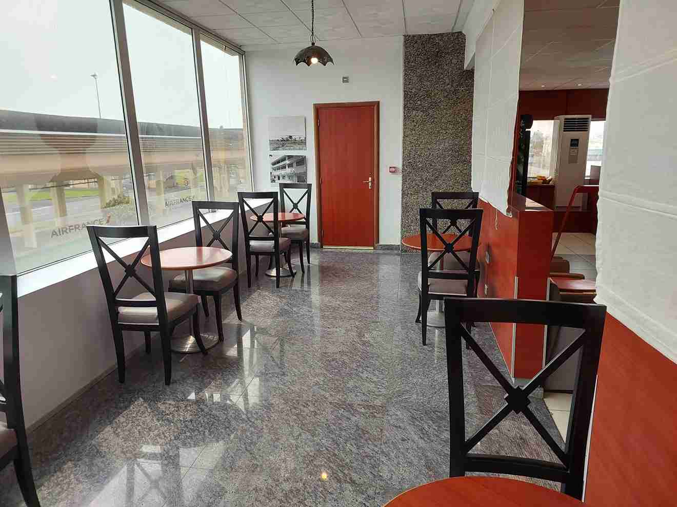 Air France Lounge - interior view 4