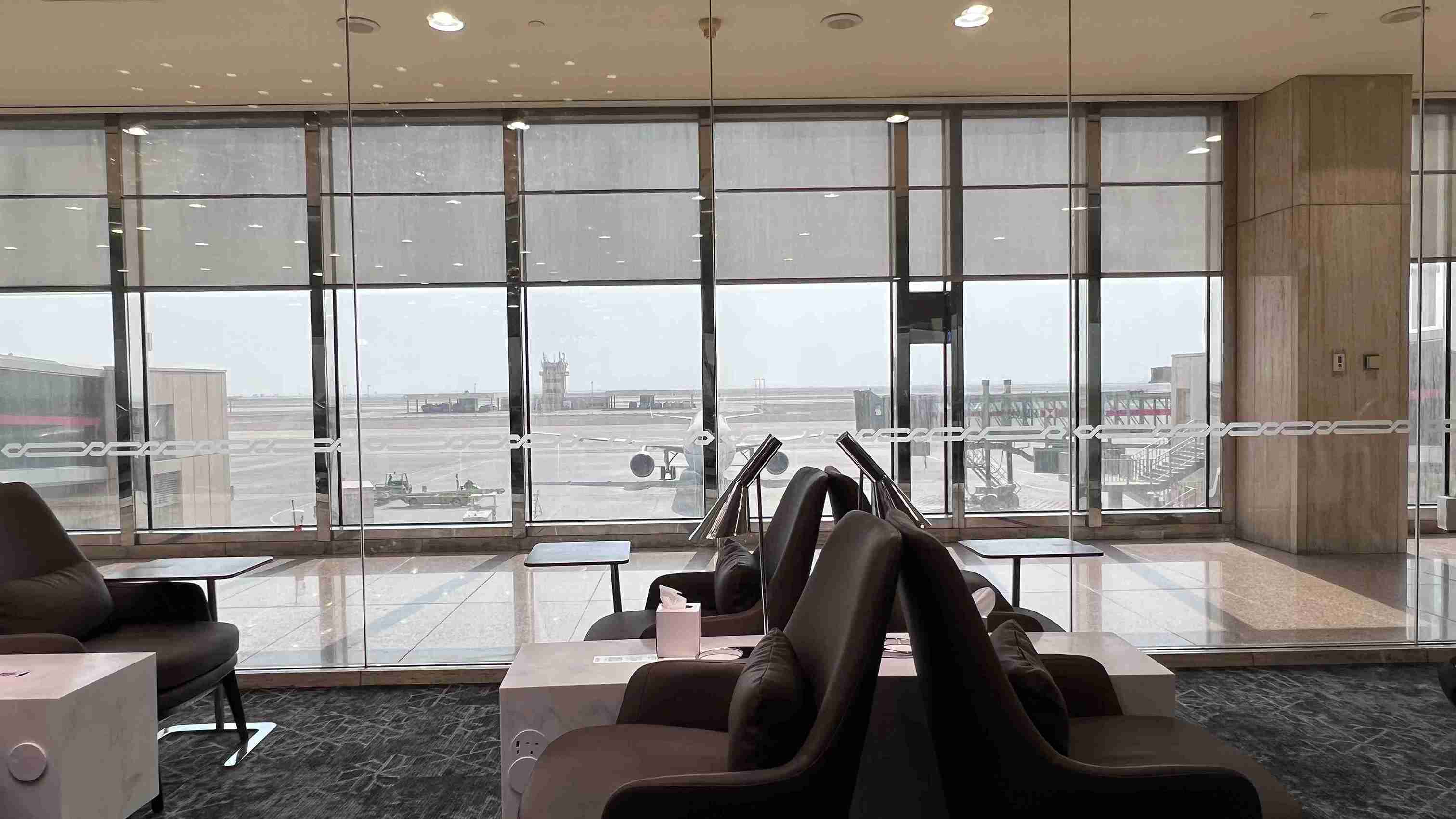 Flynas Lounge - interior view 3