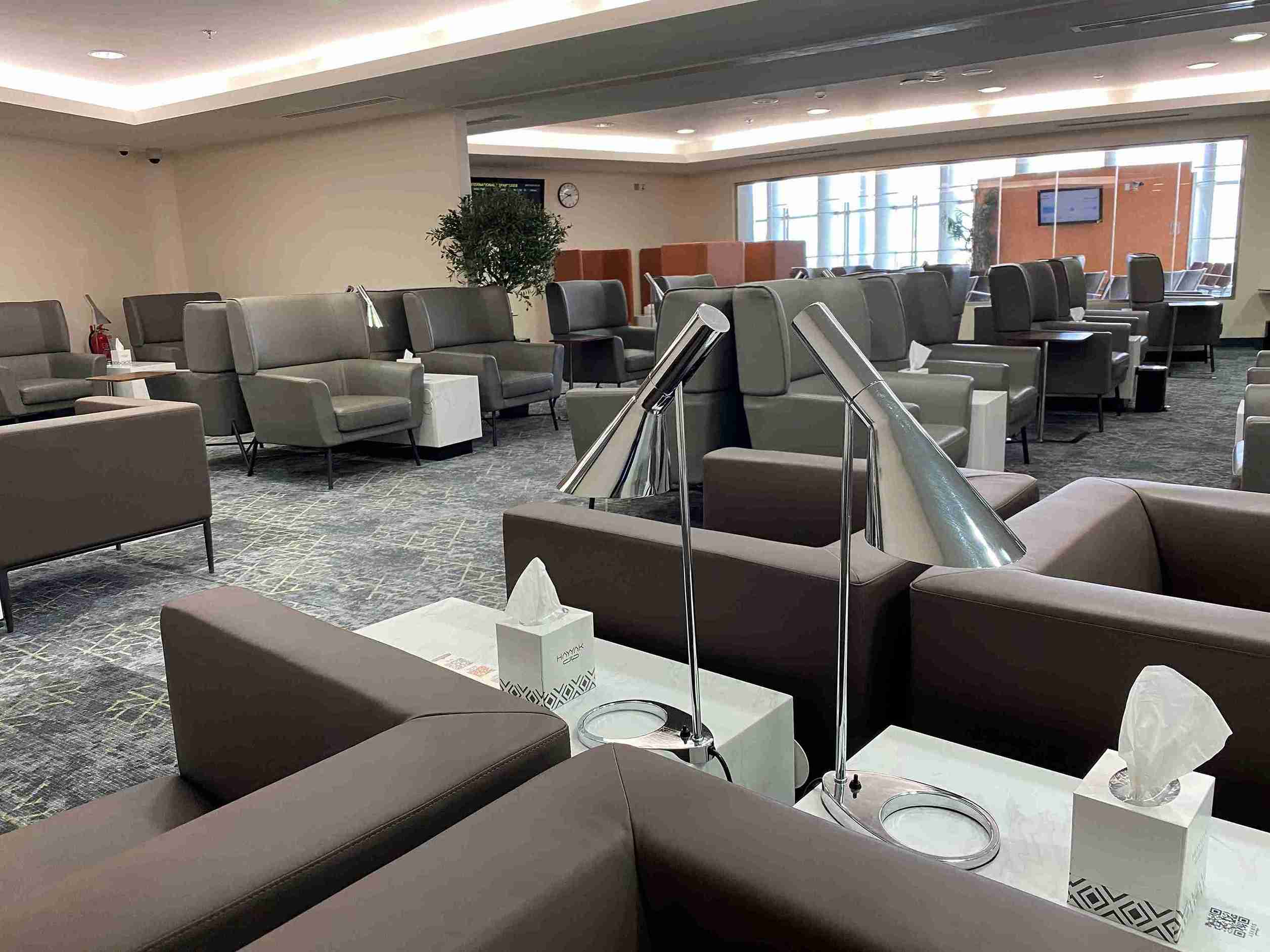 Hayyak Lounge - interior view 2