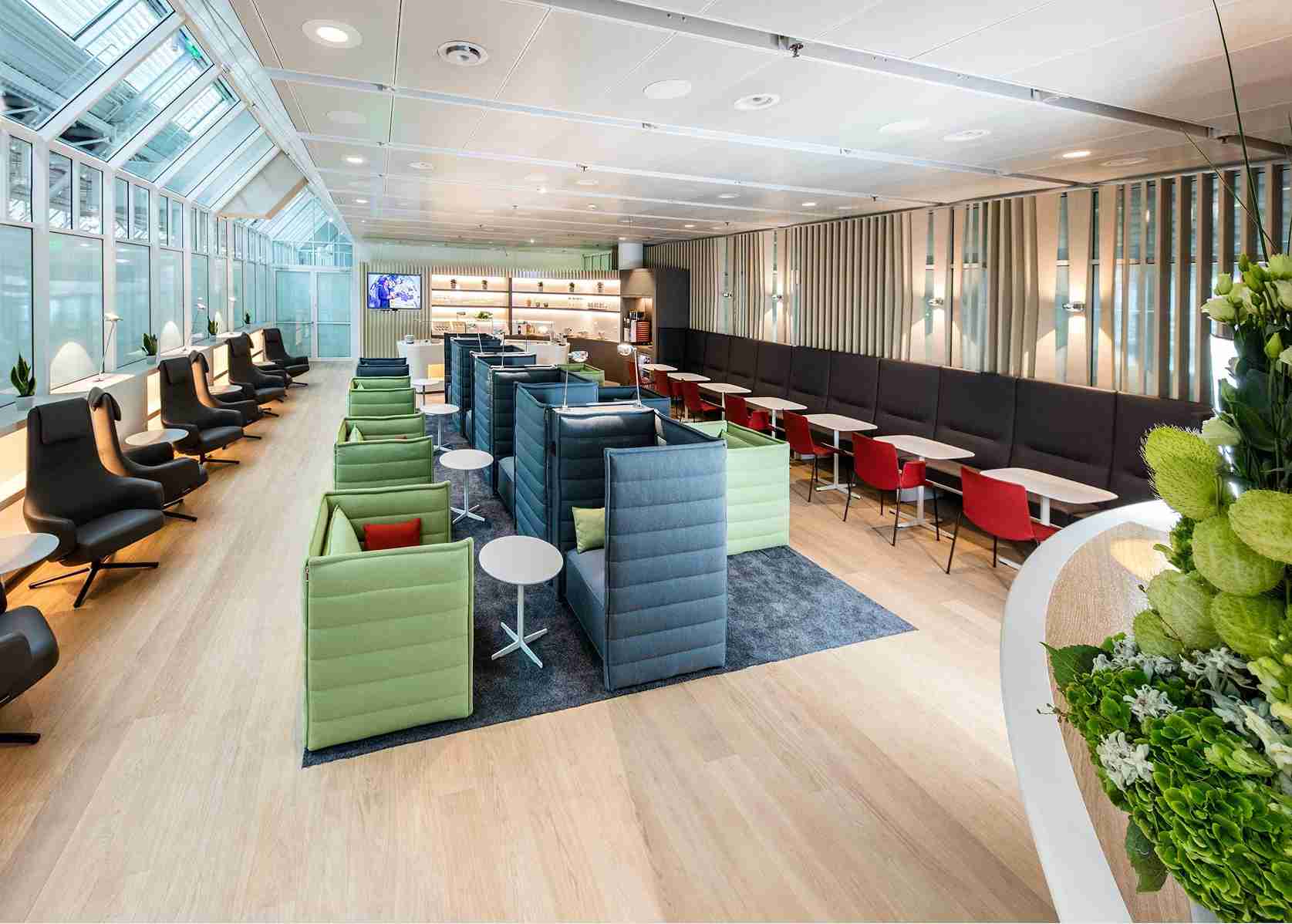 Airport Lounge Europe - interior view 3