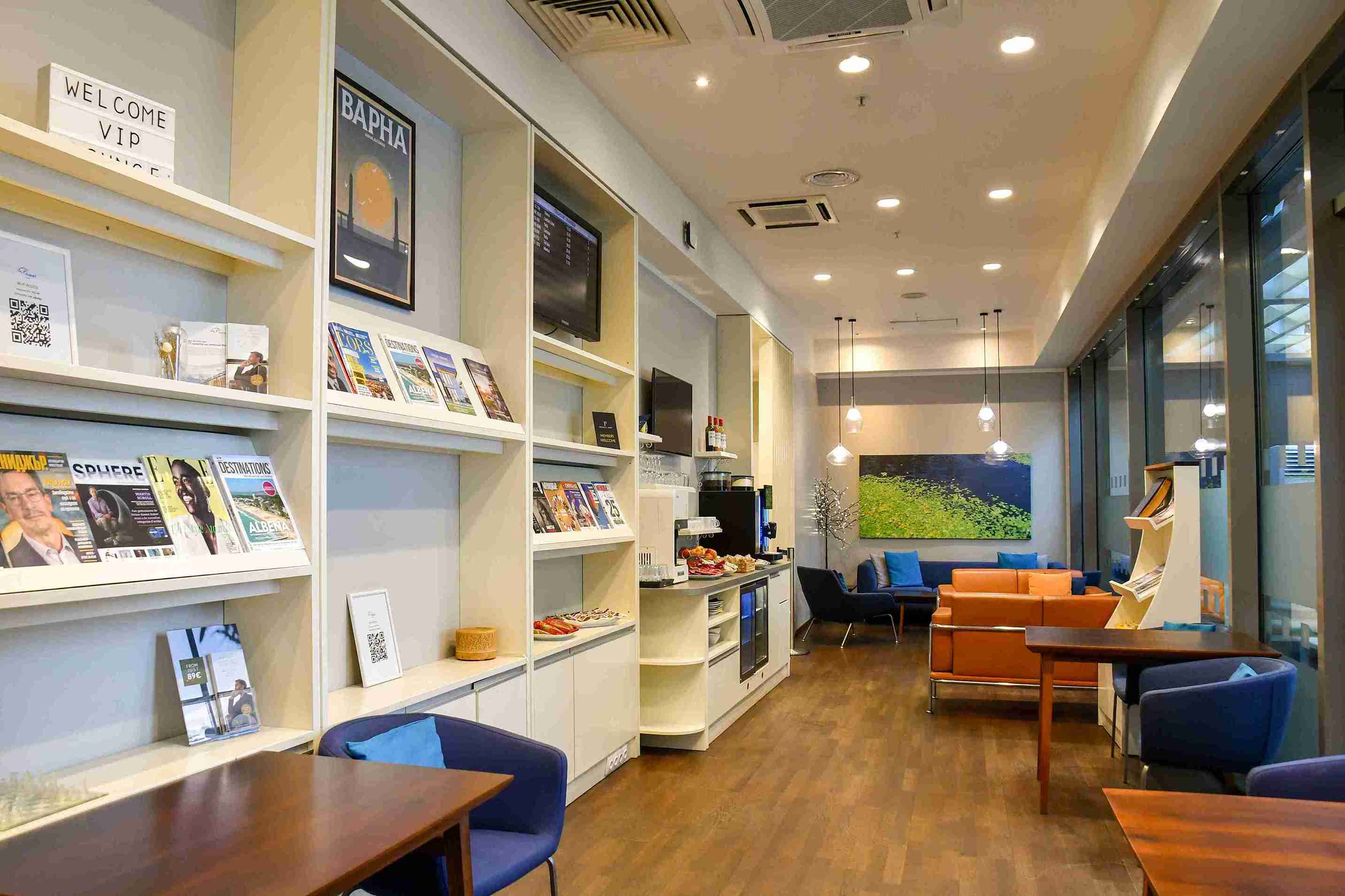 VIP/Business Lounge - interior view 2