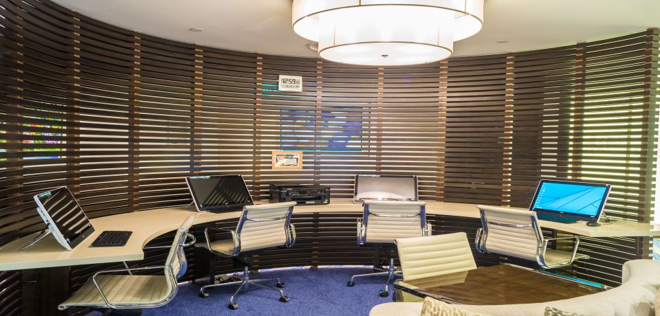 Ambassador Transit Lounge(T3)