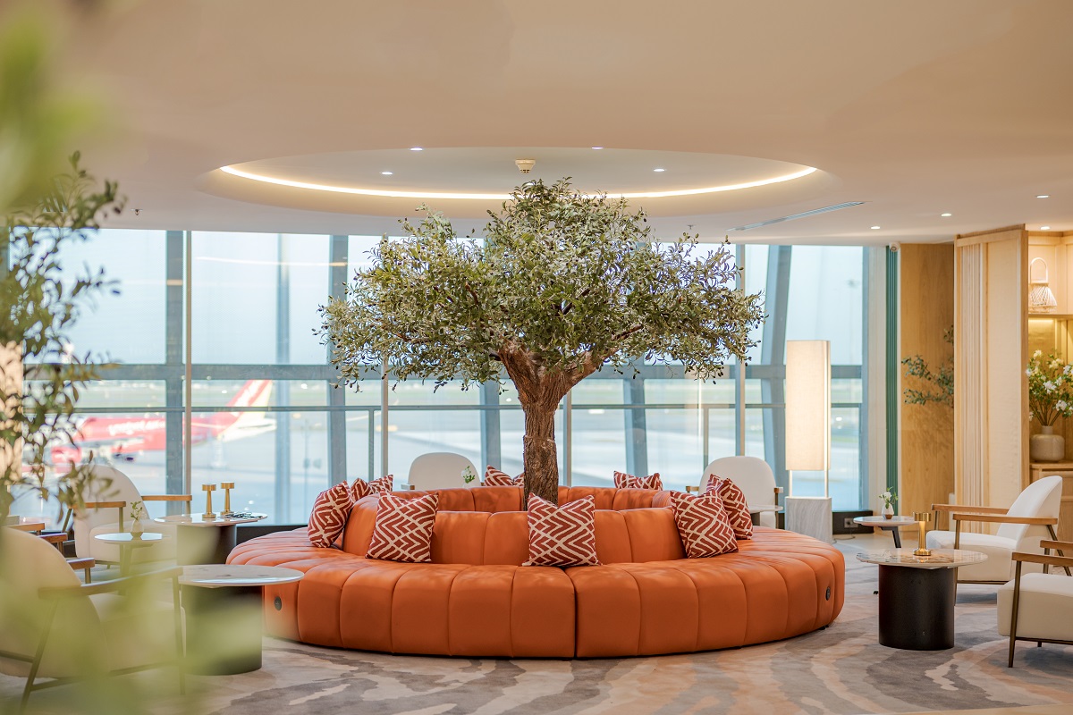 The Coral Finest Business Class Lounge (Cocoon)