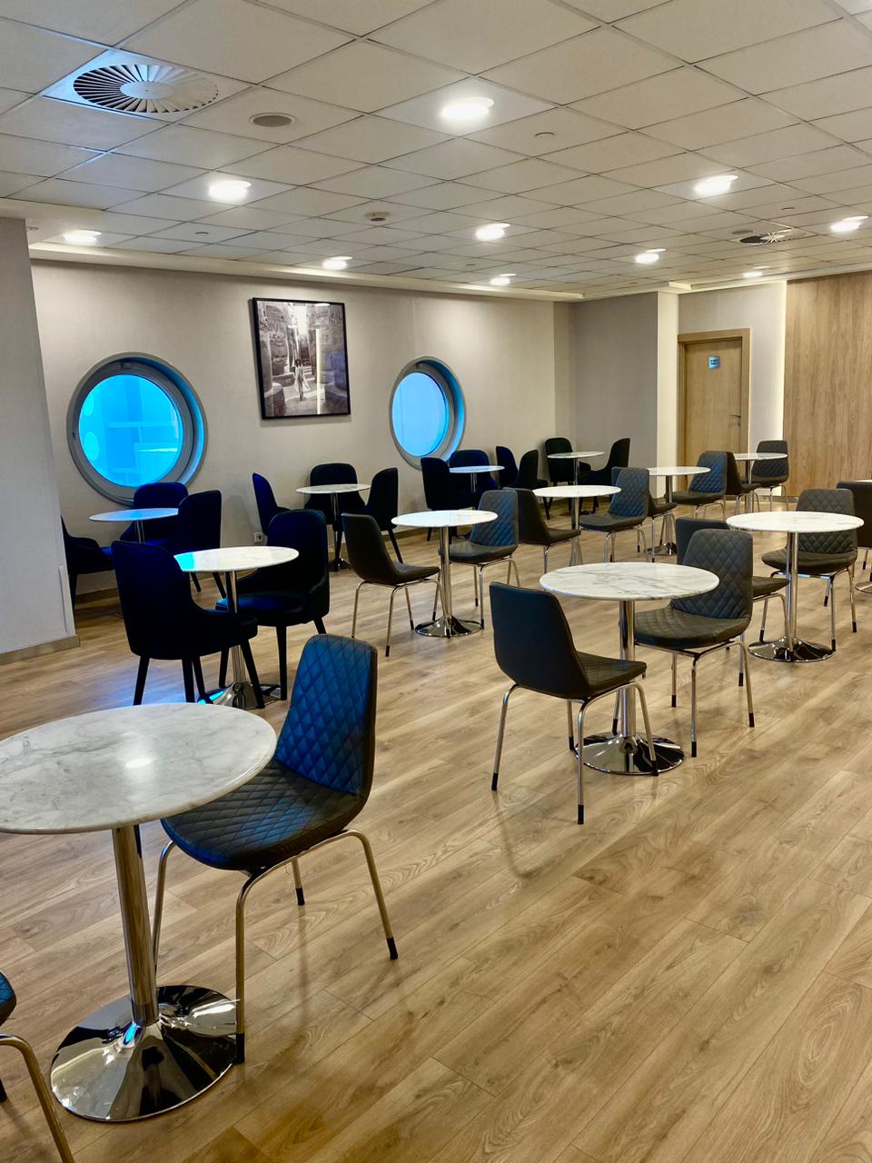 Ahlein Premium Lounge -T3
