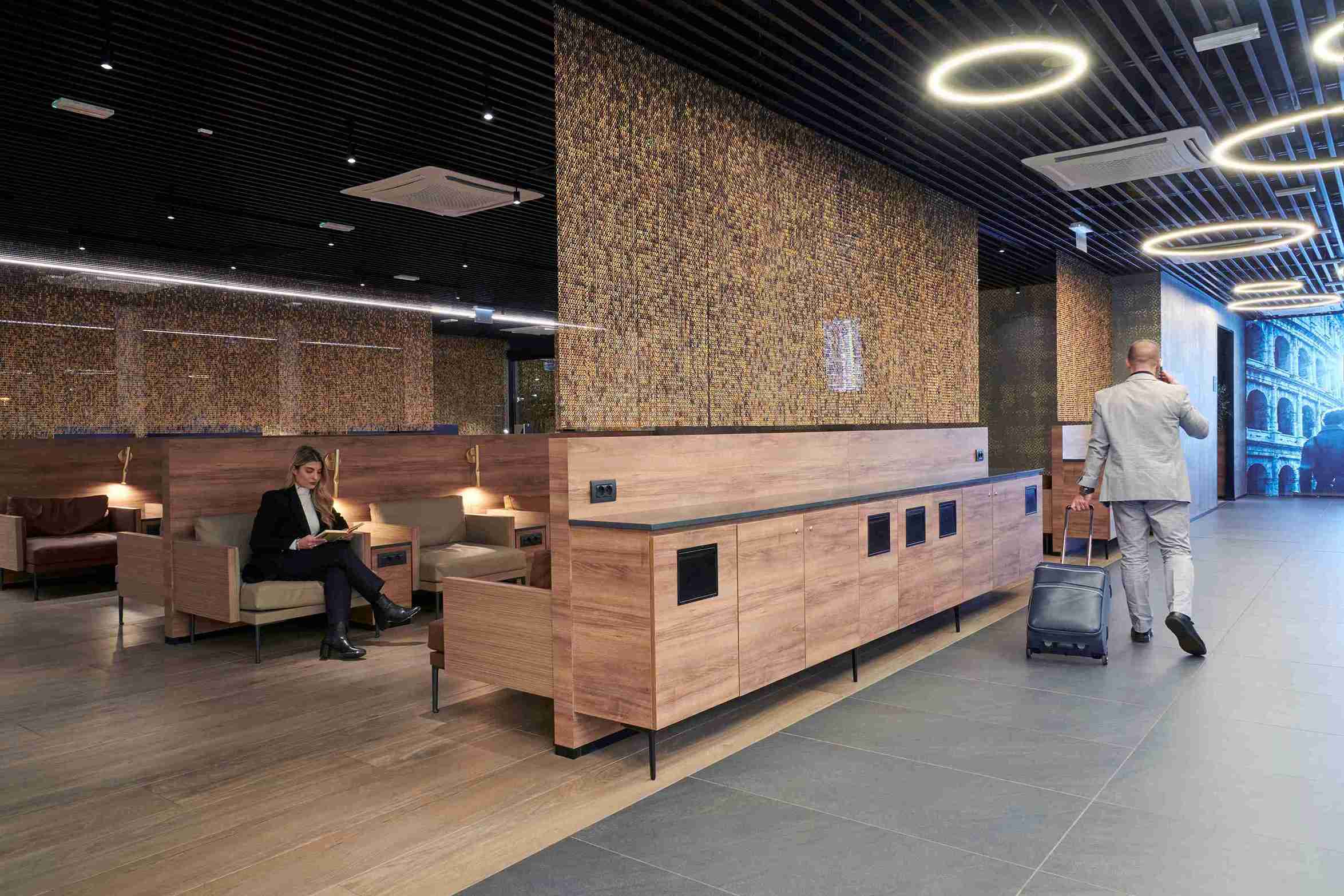 Prima Vista Lounge Portus