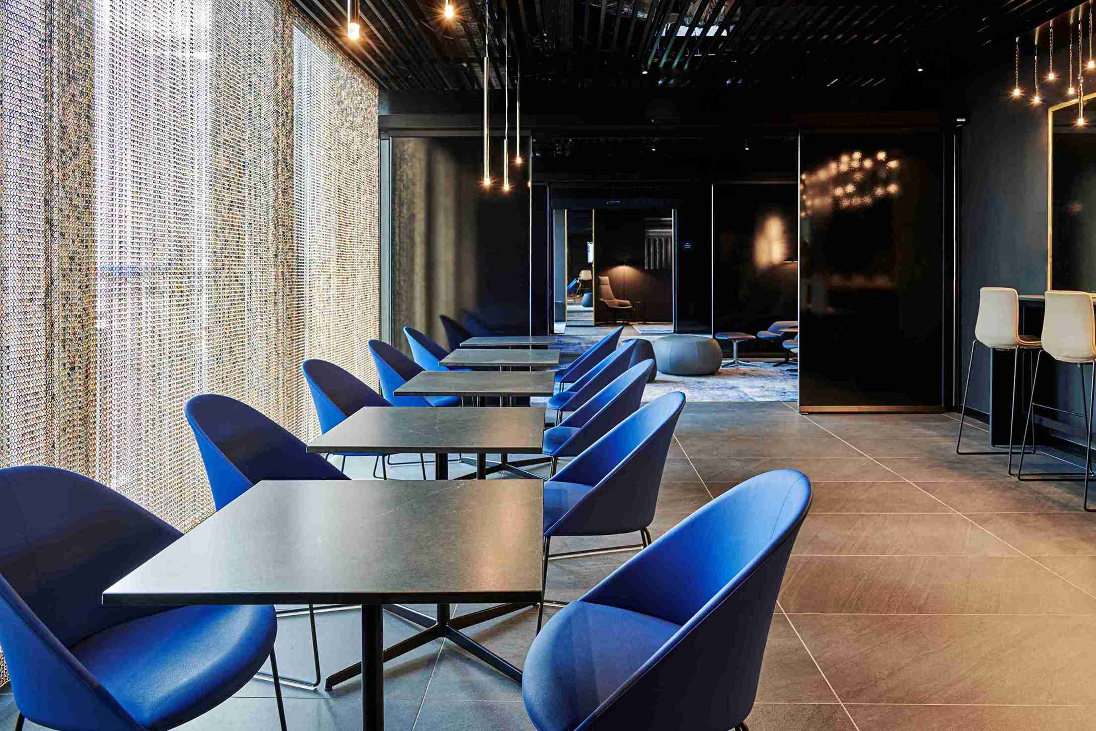 Prima Vista Lounge Portus