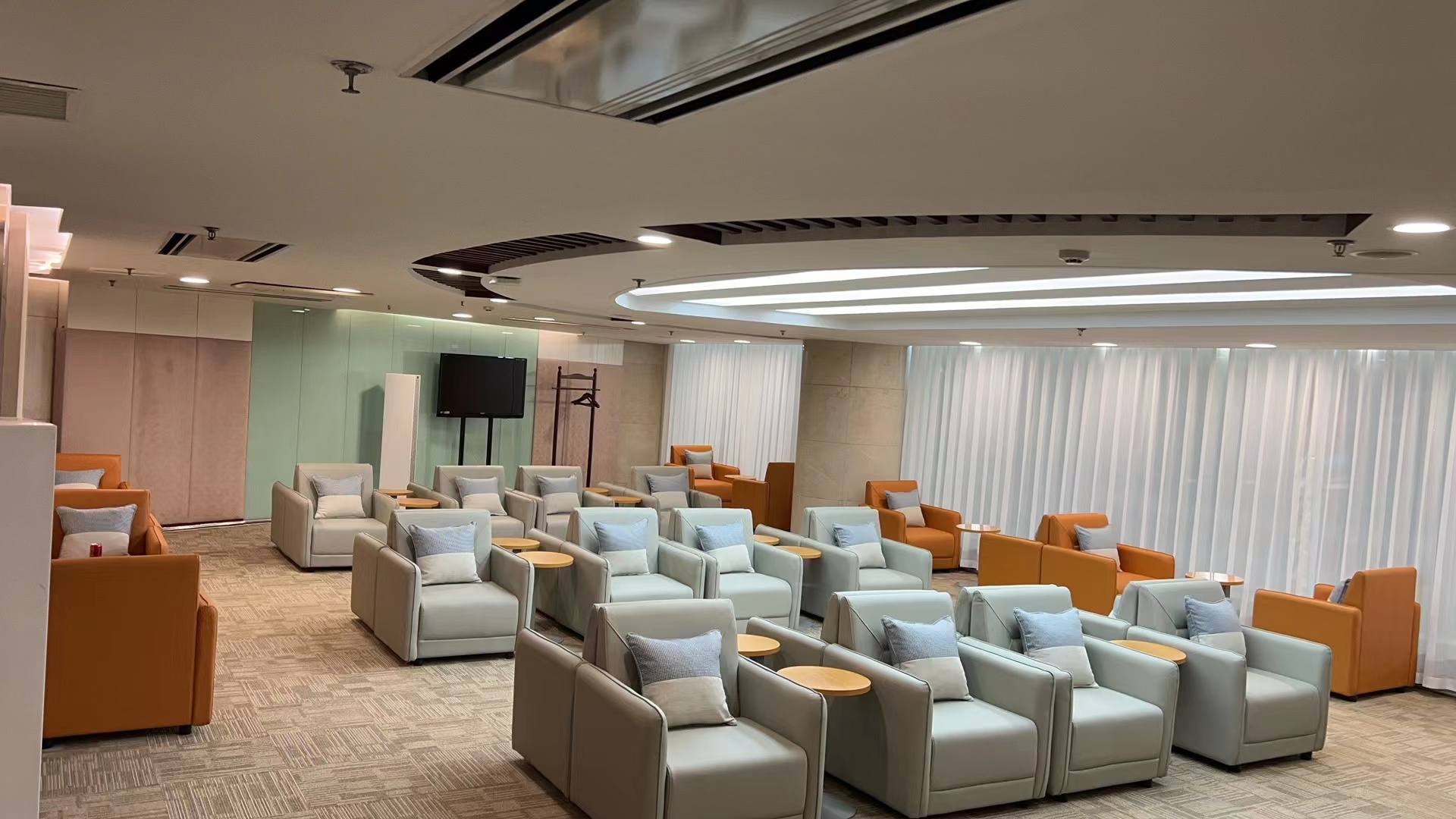 Business Travel Lounge