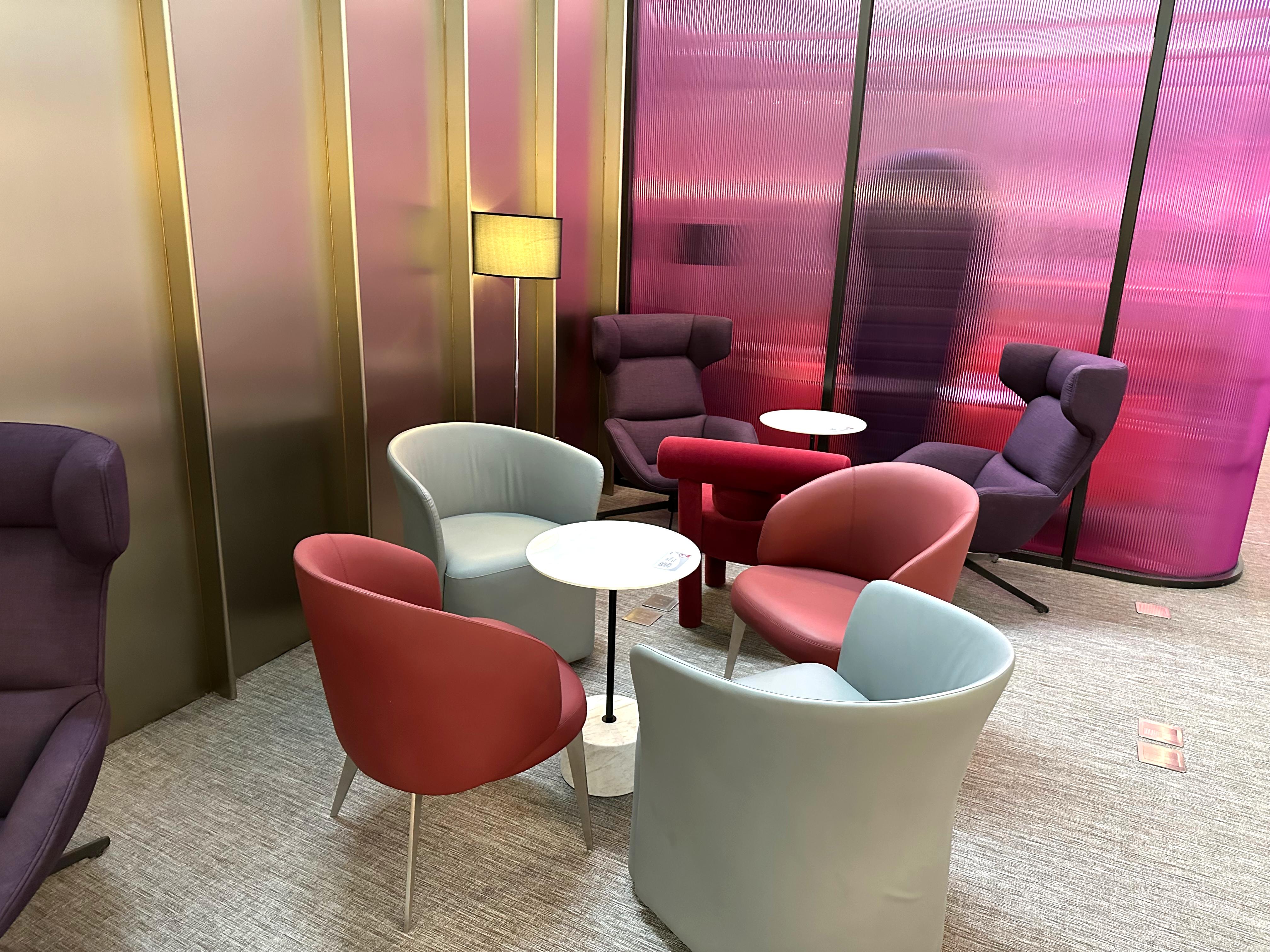 Beijing Capital V6 Lounge (T2 Domestic)