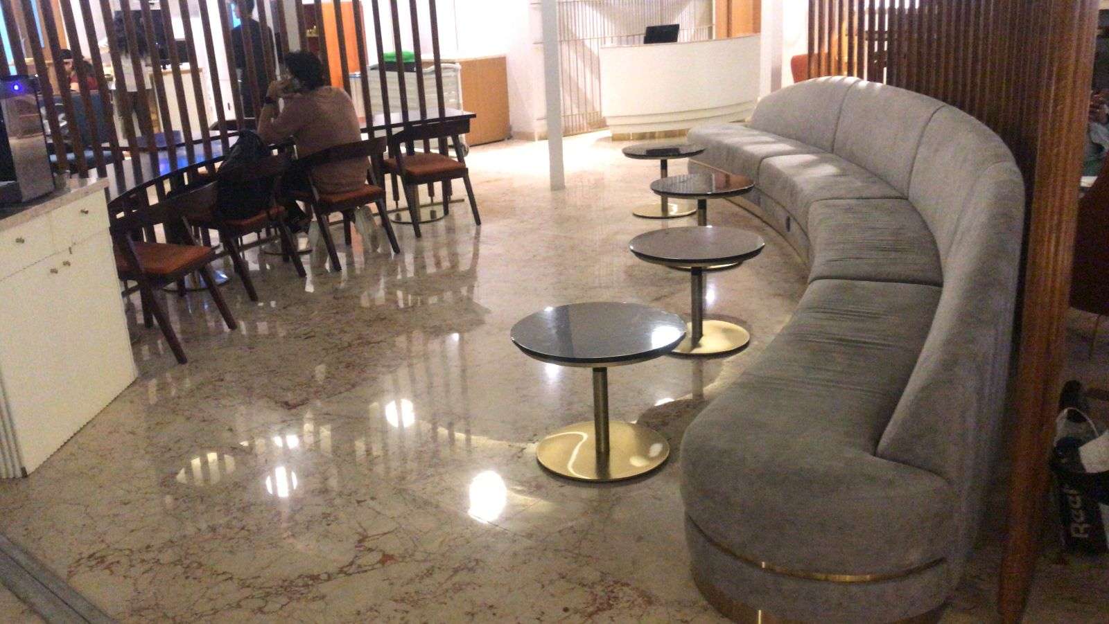 Travel Club Lounge