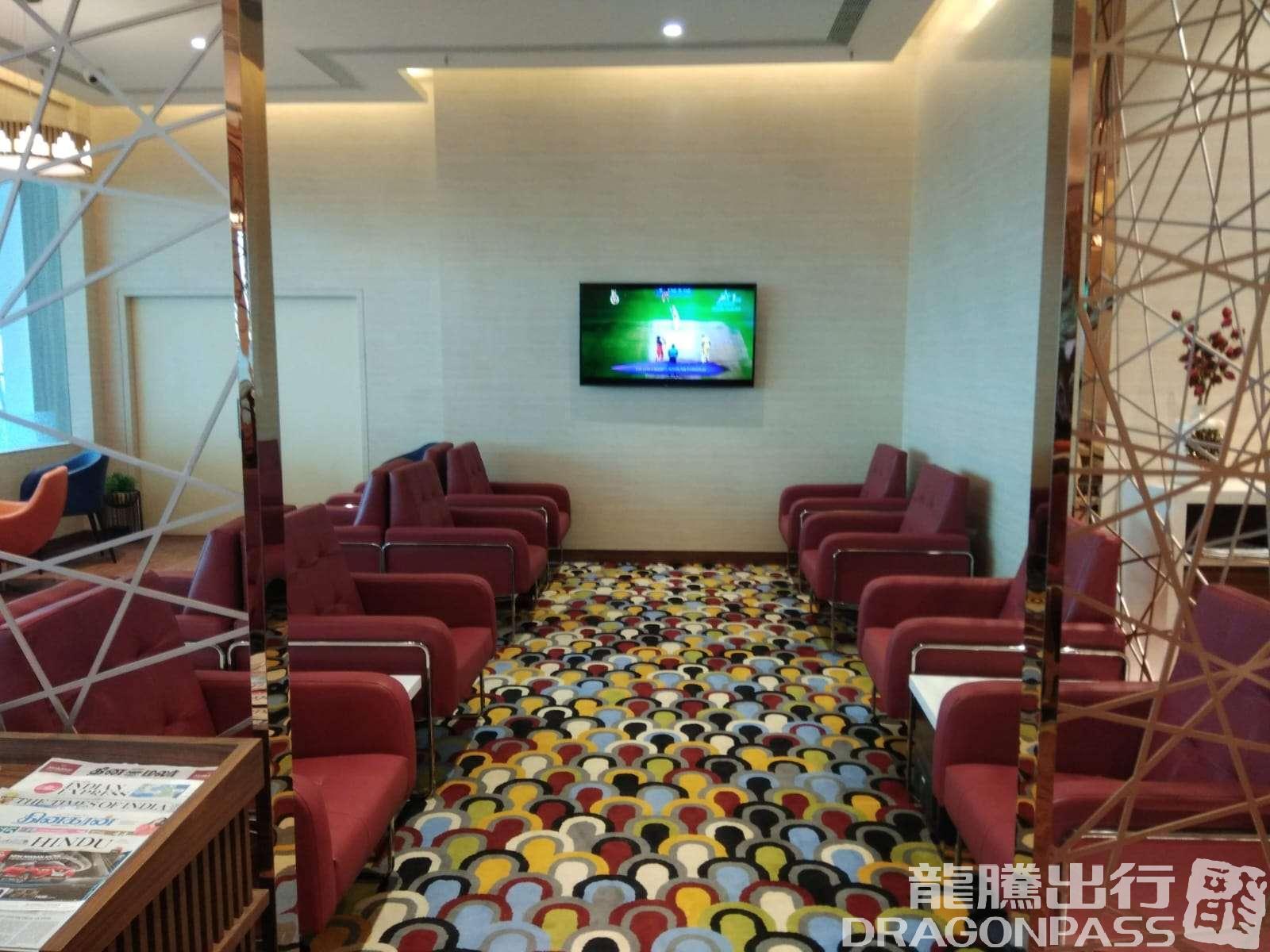 Travel Club Lounge - interior view 3