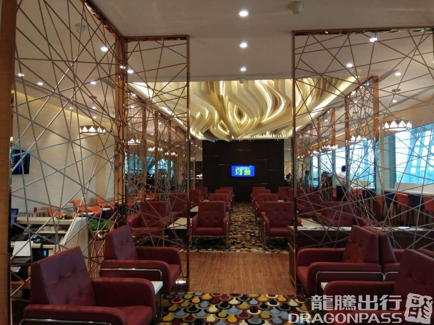 Travel Club Lounge - interior view 4