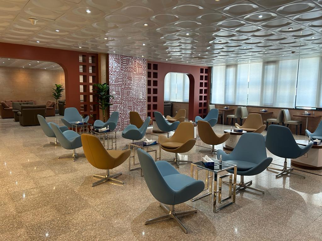 Pearl Lounge (Domestic)
