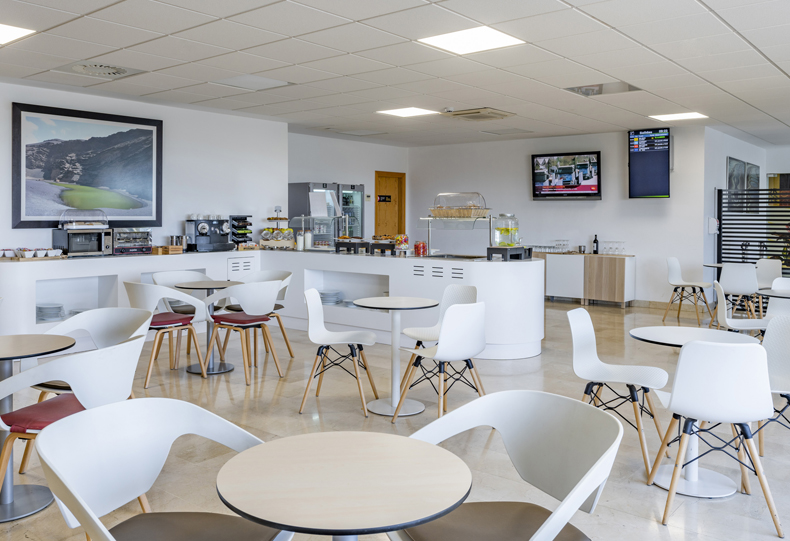 Sala VIP Guacimeta - interior view 4