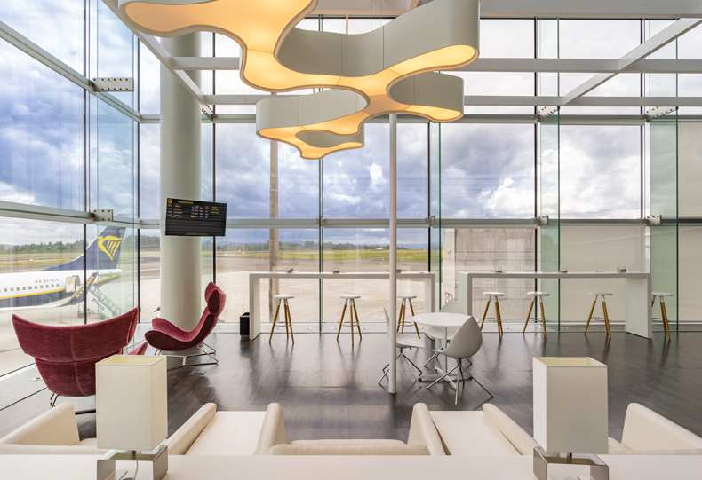 Sala VIP Santiago - interior view 2