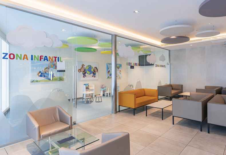 Sala VIP Joan Olivert - interior view 4