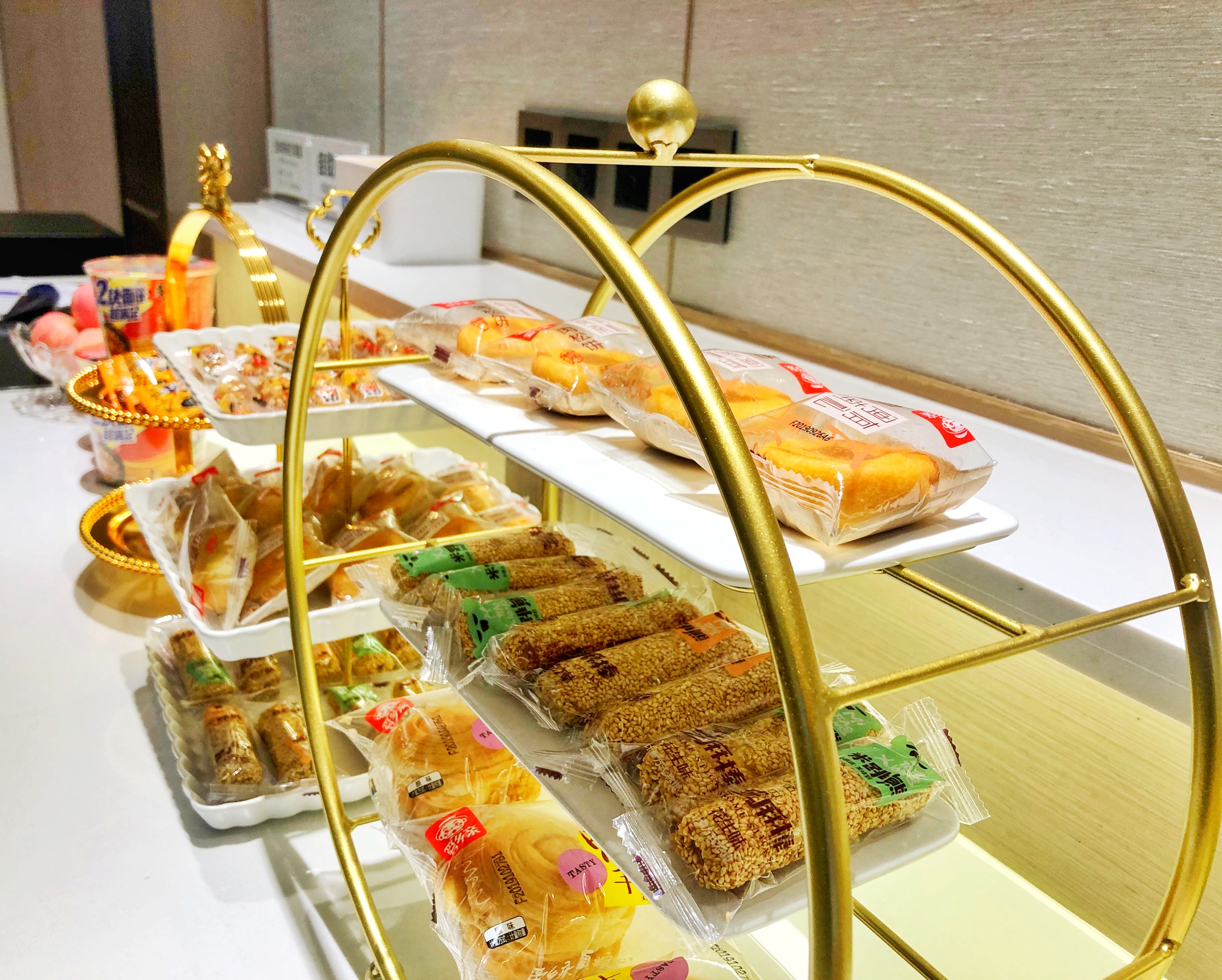 First Class Lounge No.1 - interior view 4