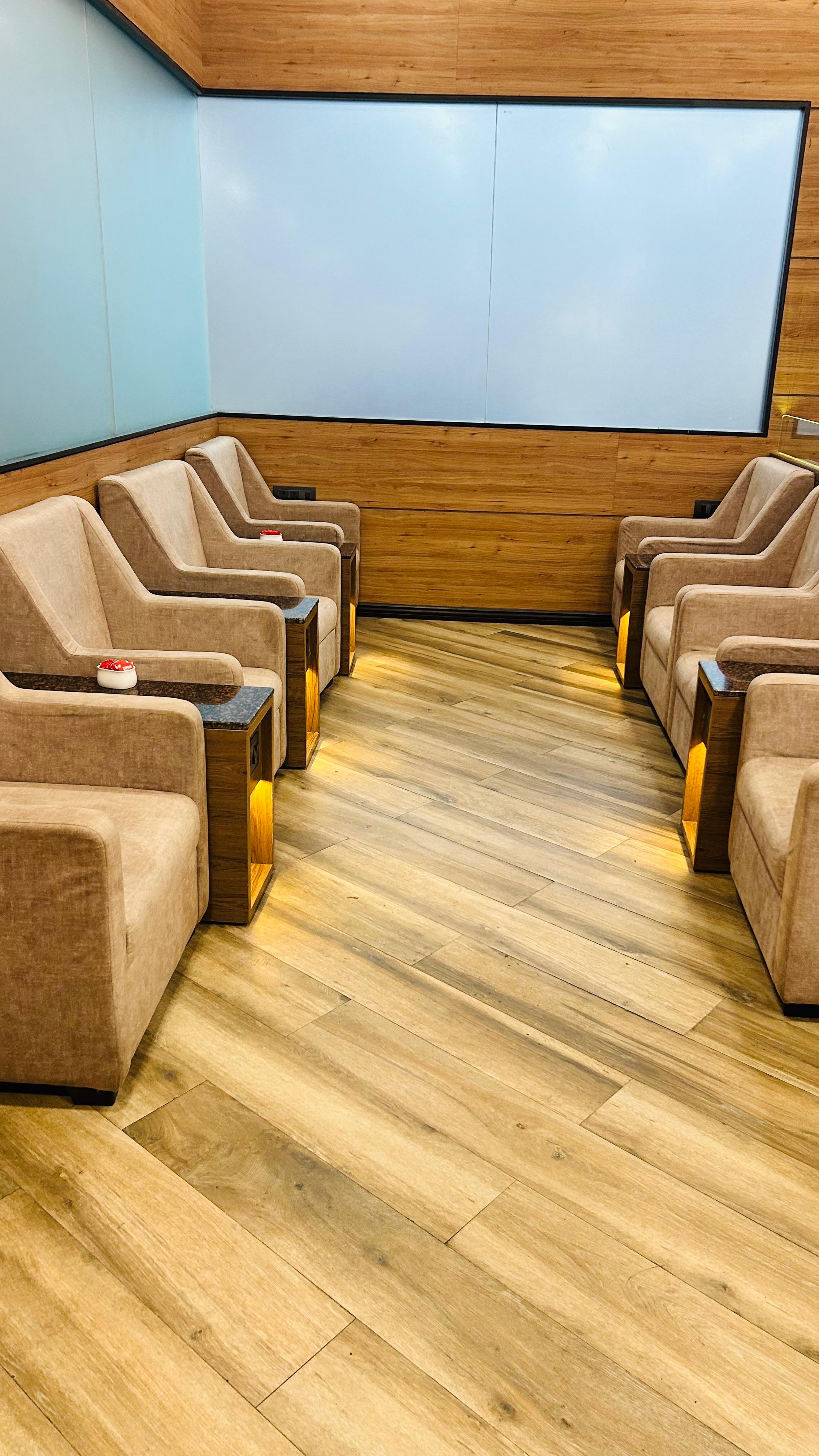 Airr&nbsp;Lounge