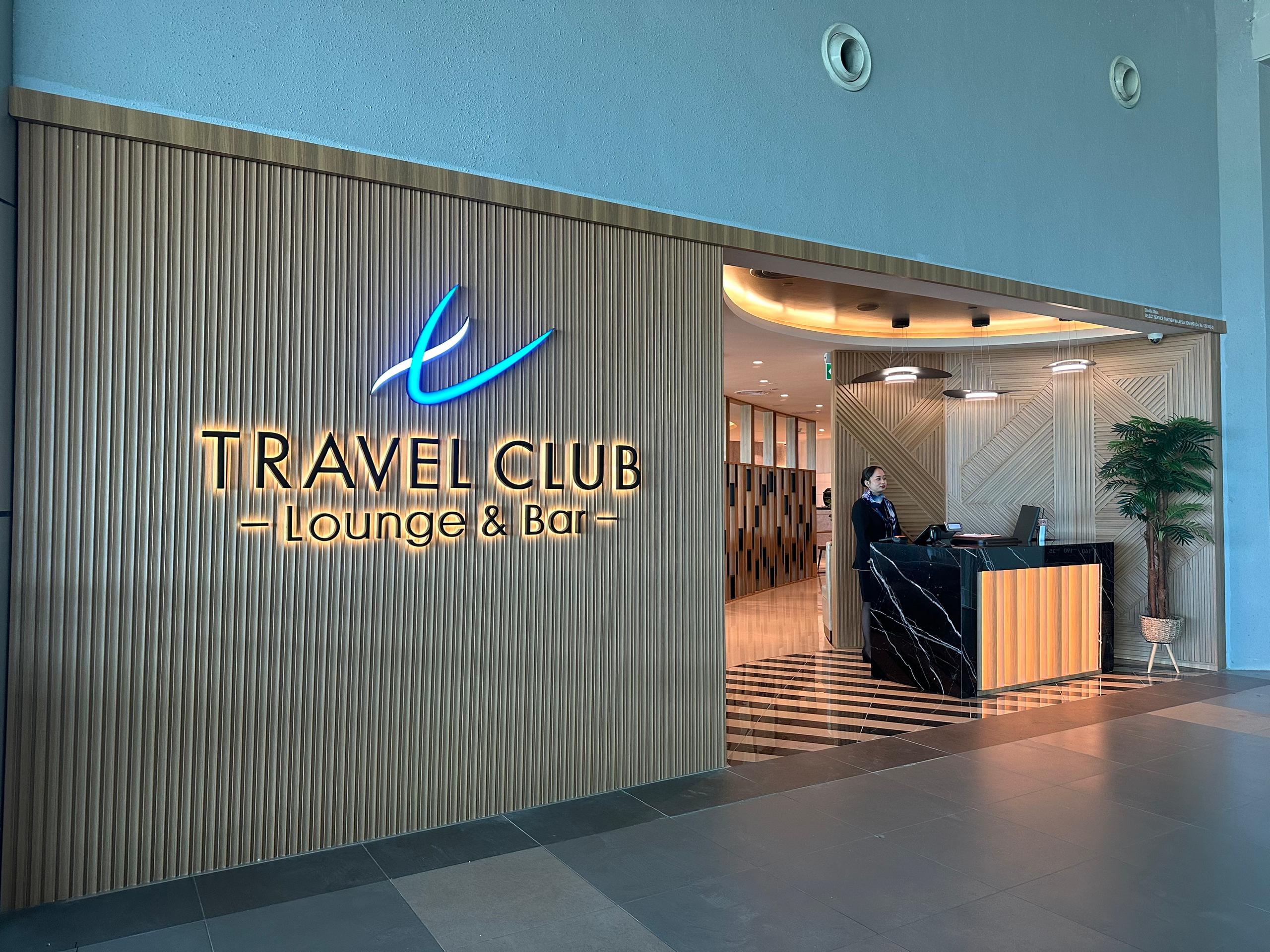Travel Club Lounge and Bar