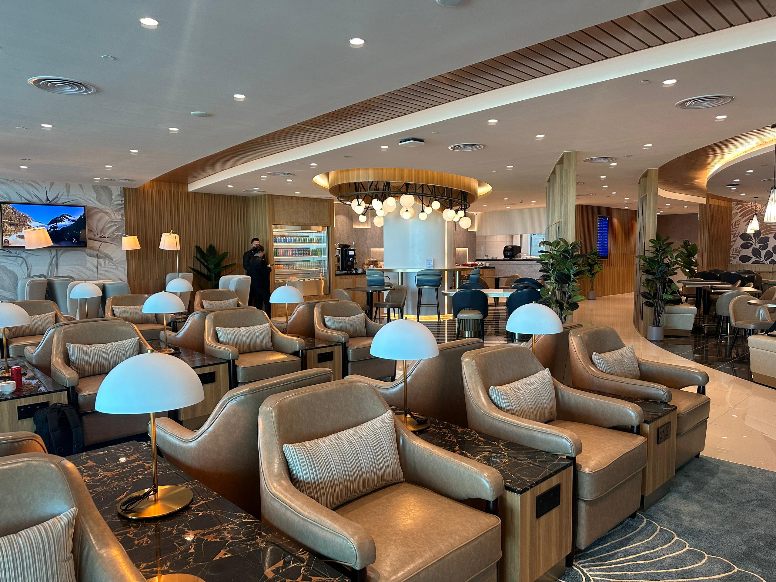 Travel Club Lounge and Bar