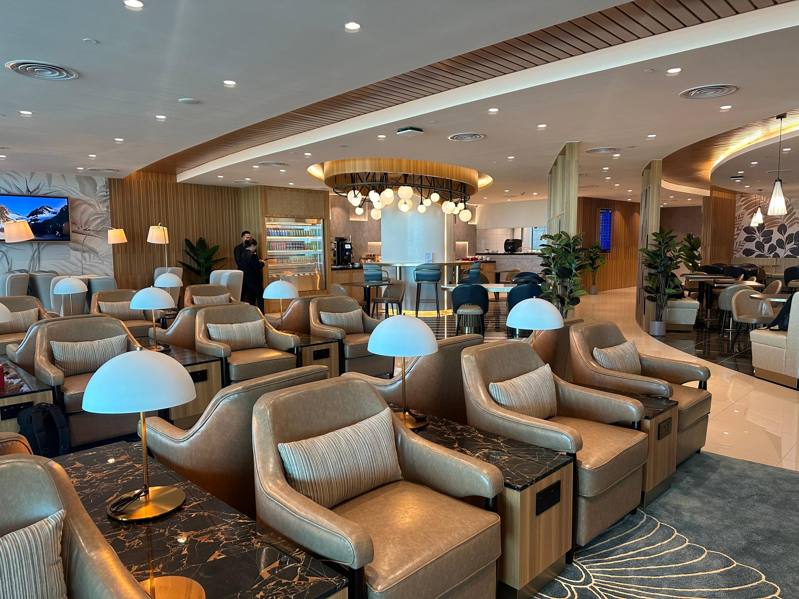 Travel Club Lounge and Bar