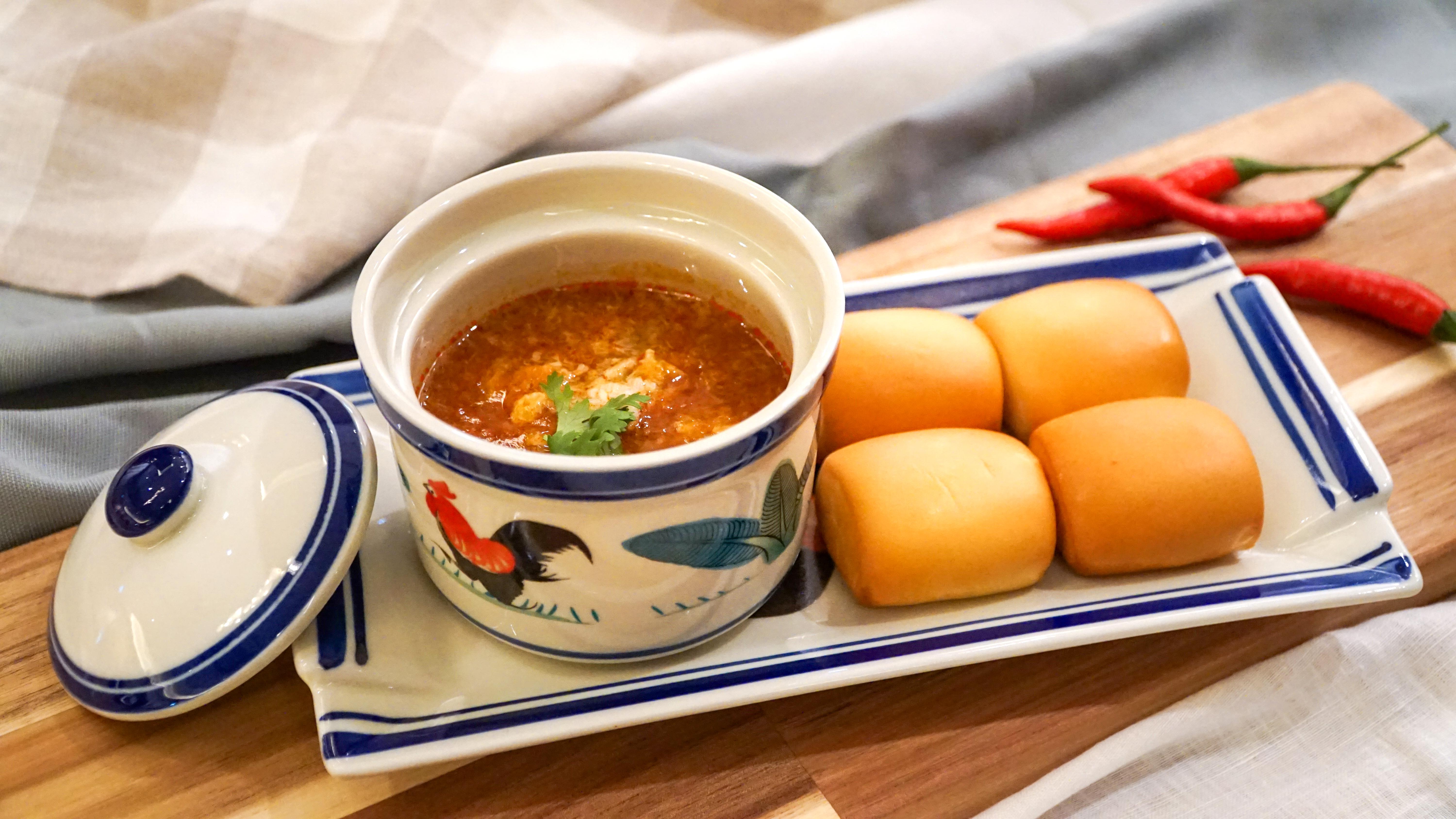 Changi Lounge - interior view 4