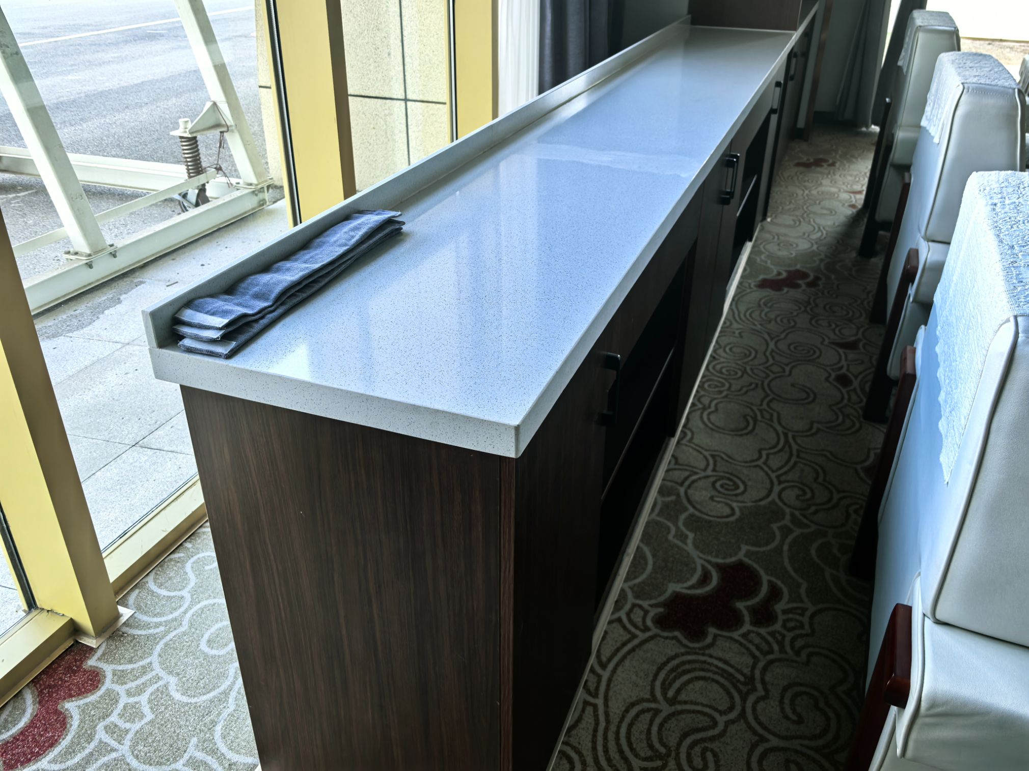 First Class Lounge