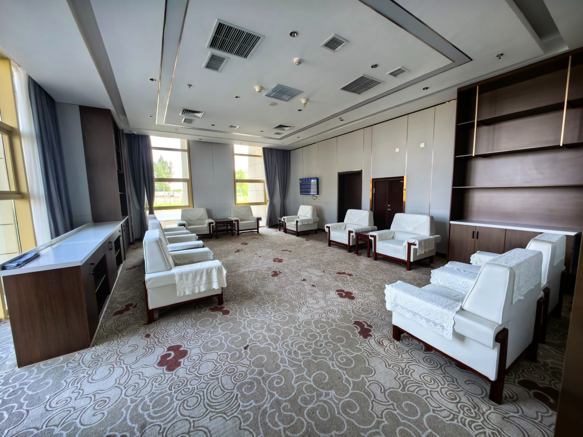 First Class Lounge