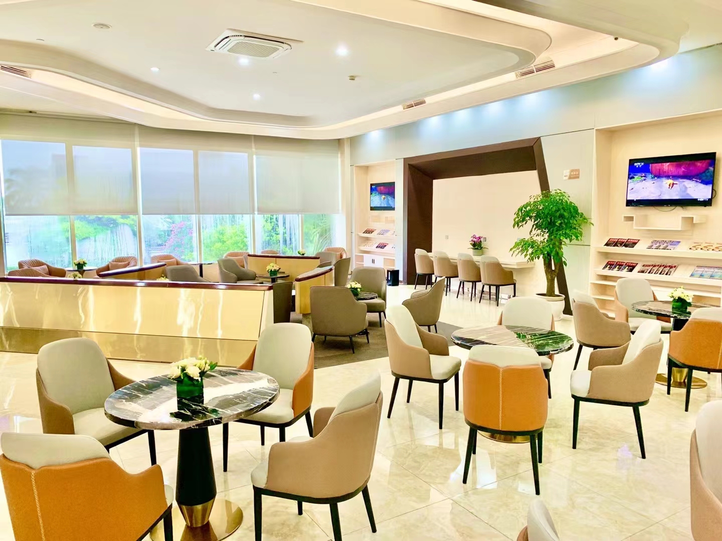 Easy Travel Lounge 2 (T1 Domestic)