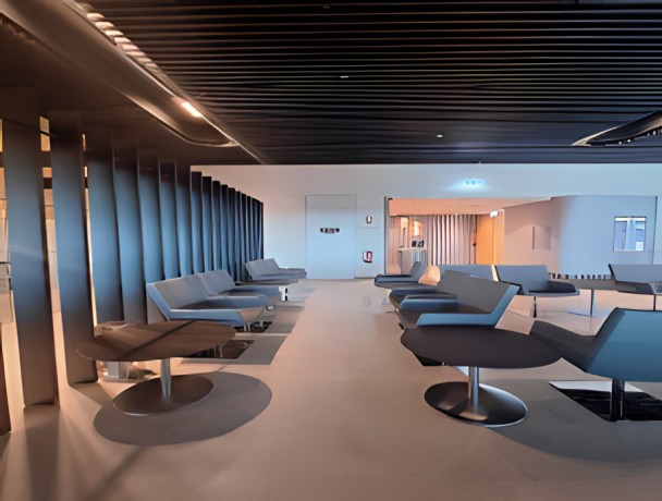 ANA Lounge