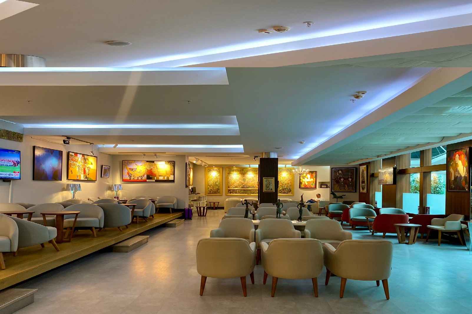 Primeclass Lounge - interior view 3