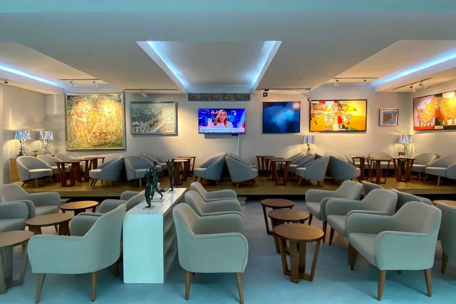 Primeclass Lounge - interior view 4