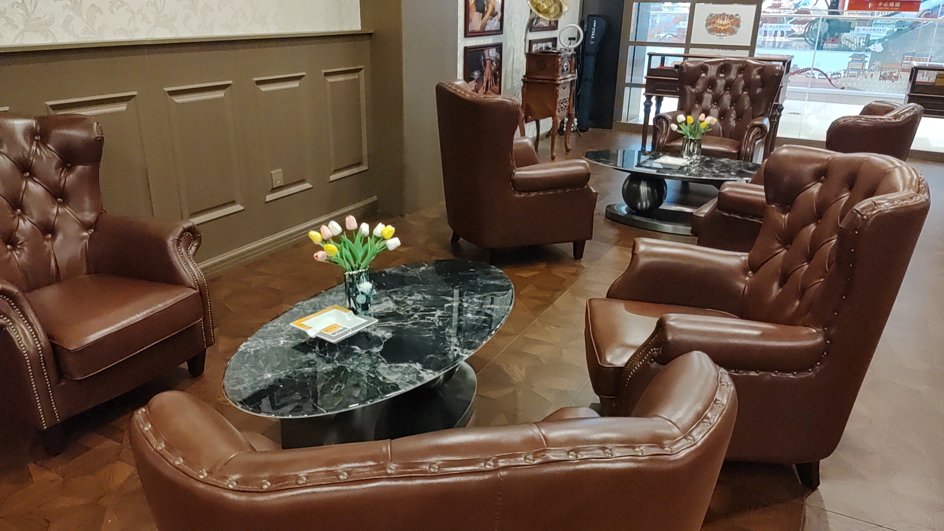 Cuba Pavilion Lounge - interior view 2