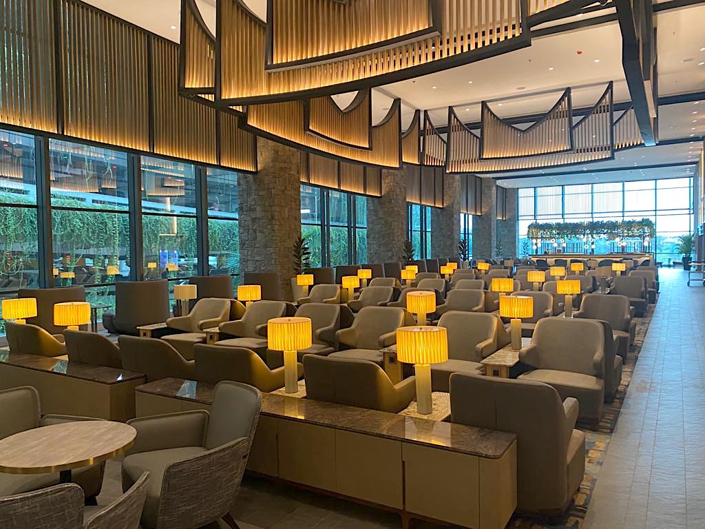 Saphire Plaza Premium Lounge - interior view 3