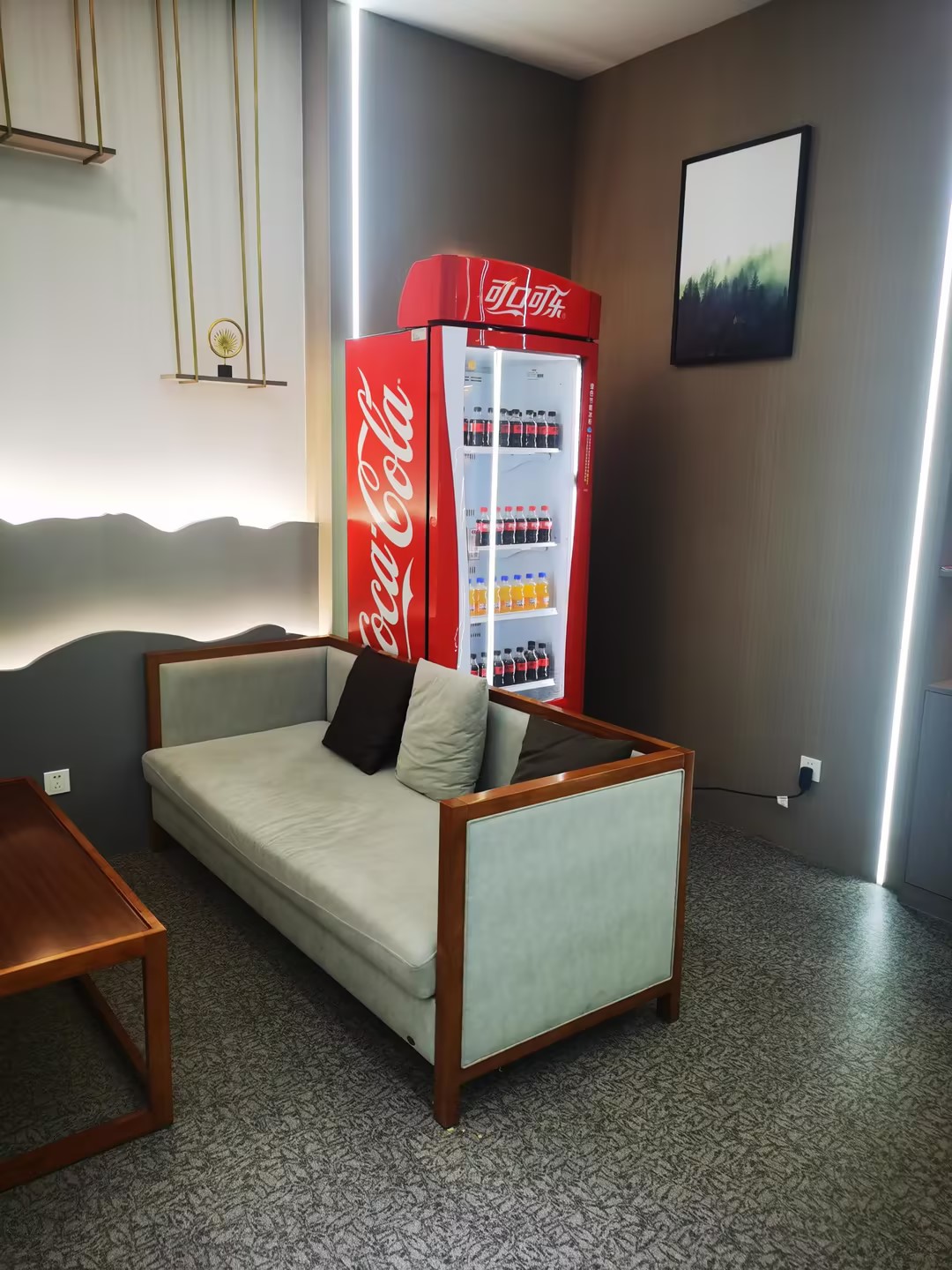 Guest Rest Area before security check (T2 Domestic)
