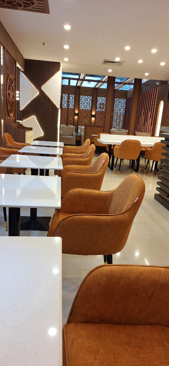 AIRR LOUNGE - interior view 4