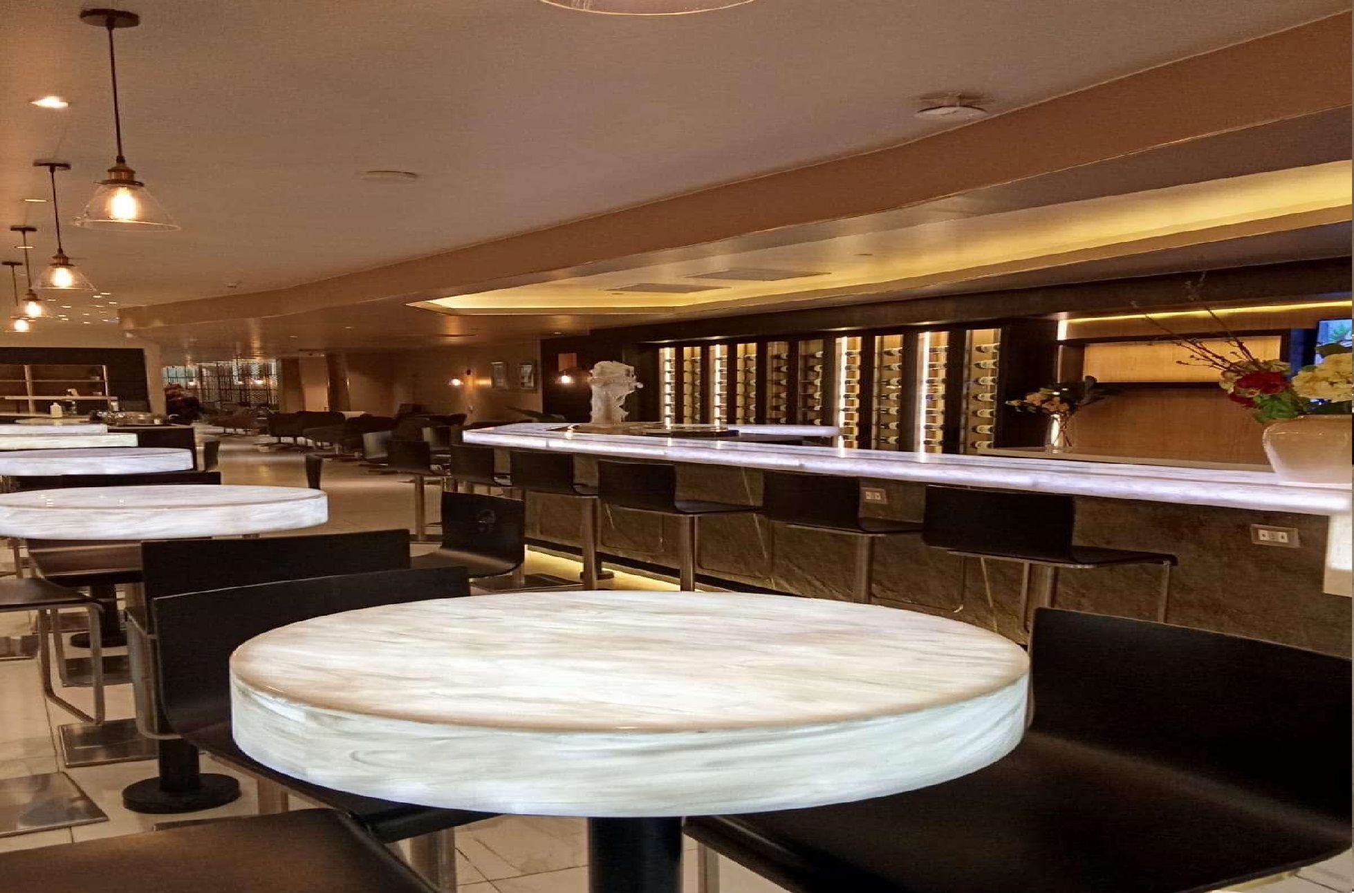 Salon Pacific Club T1 - interior view 3