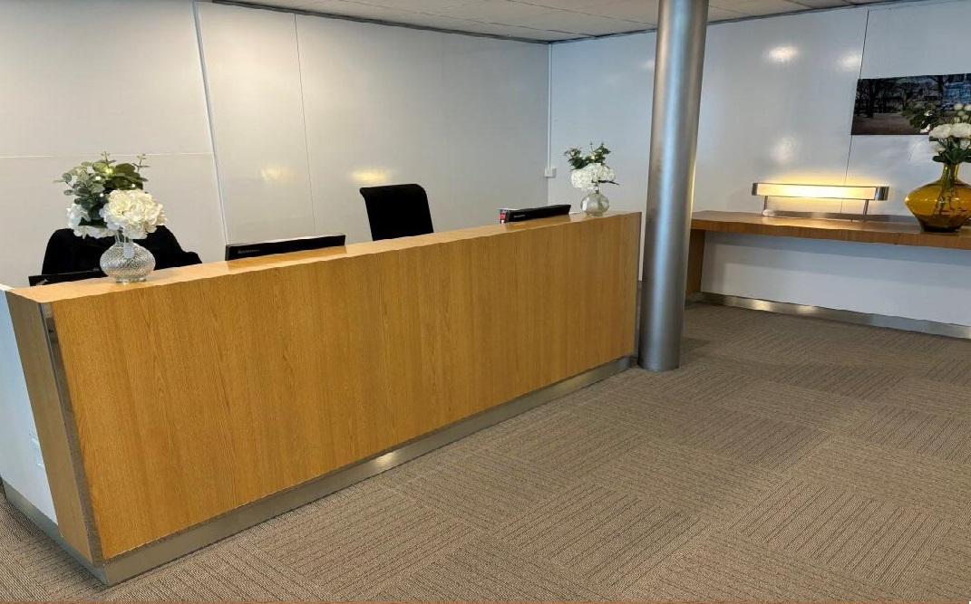 Salon Paris at Charles de Gaulle Airport