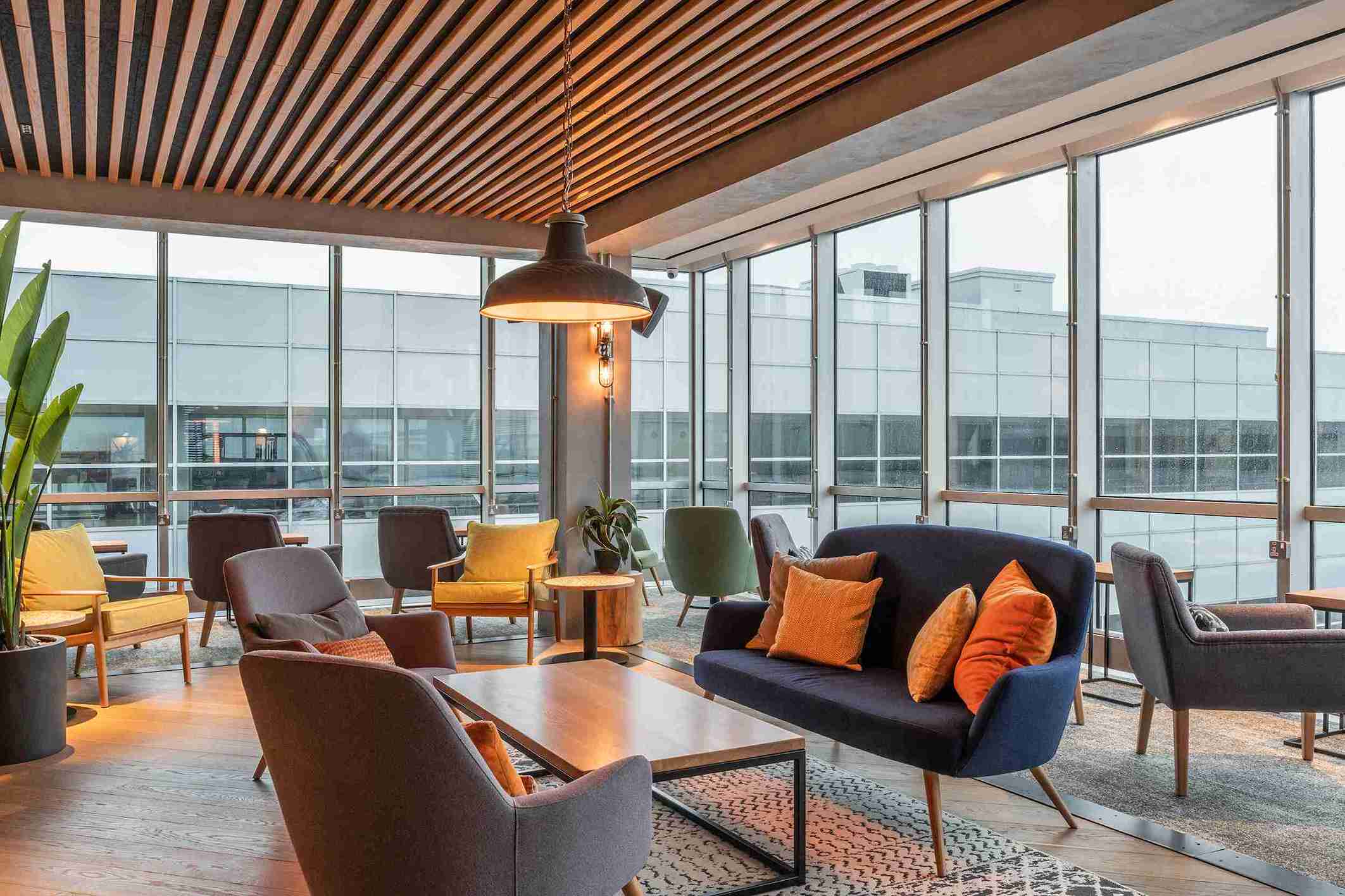 My Lounge Gatwick North