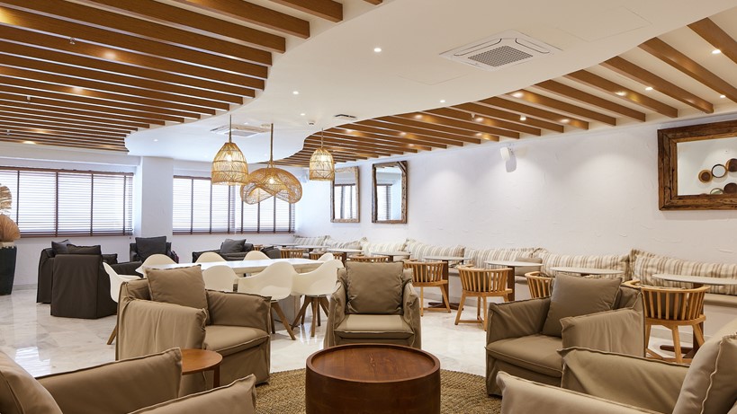 Your Mykonian Luxury Lounge